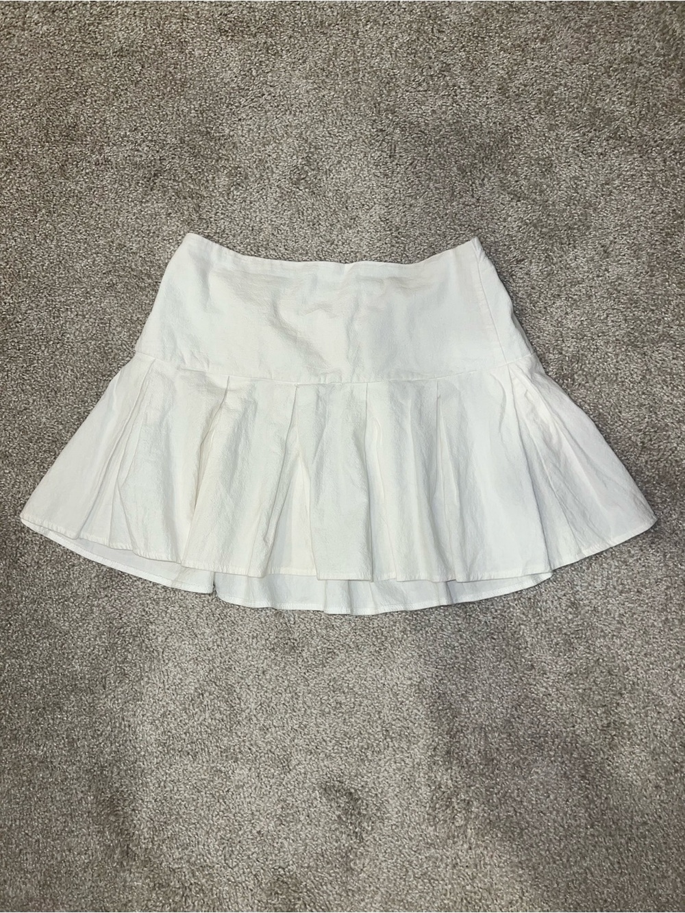 White Pleated 100% Cotton Mini Skirt Flowy Feminine Old Money Blokecore